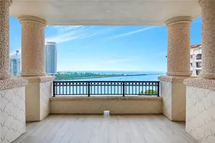 7085 Fisher Island Dr, Miami Beach, FL 33109 - Photo 19