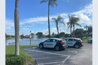 17270 NW 60th Ct, Hialeah, FL 33015 - Photo 37