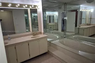 4001 Hillcrest Dr, Hollywood, FL 33021 - Photo 13