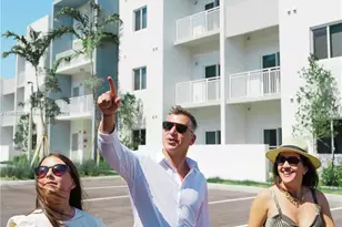 610 NE 2nd St, Dania Beach, FL 33004 - Photo 7