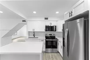 11301 SW 177th St, Miami, FL 33157 - Photo 13