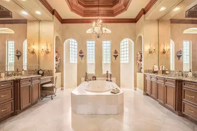 3250 W Stonebrook Cir, Davie, FL 33330 - Photo 41