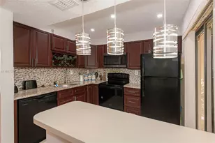 20015 NE 3rd Ct, Miami, FL 33179 - Photo 5
