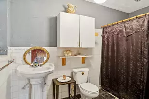 469 NW 69th St, Miami, FL 33150 - Photo 17