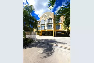 437 SW 7th St #201, Miami, FL 33130 - Photo 1