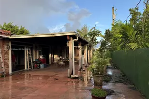 11420 SW 24th St, Miami, FL 33165 - Photo 23