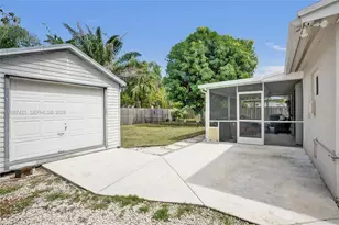 9021 SW 197th St, Cutler Bay, FL 33157 - Photo 25
