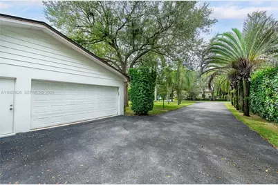 7485 SW 122nd St, Pinecrest, FL 33156 - Photo 7