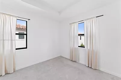 11755 SW 246th Ter, Homestead, FL 33032 - Photo 9