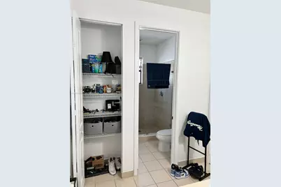 3214 W 97th St, Hialeah, FL 33018 - Photo 21