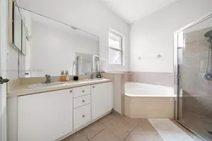 2111 SE 14th Cir, Homestead, FL 33035 - Photo 13