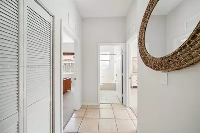 2111 SE 14th Cir, Homestead, FL 33035 - Photo 11