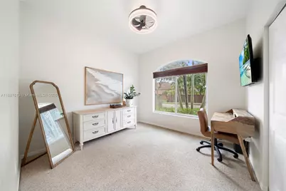 2111 SE 14th Cir, Homestead, FL 33035 - Photo 15