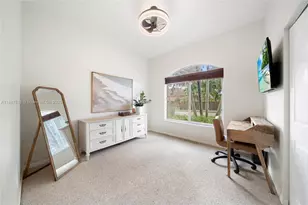 2111 SE 14th Cir, Homestead, FL 33035 - Photo 15