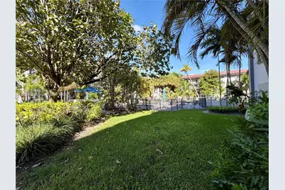 8101 SW 72nd Ave #219W, Miami, FL 33143 - Photo 5