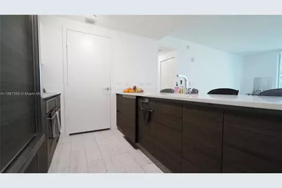 1100 S Miami Ave #2909, Miami, FL 33130 - Photo 9