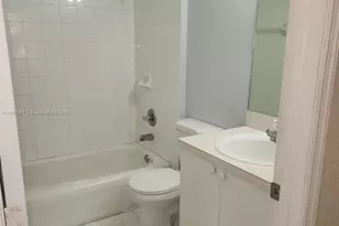 9166 NW 40th Pl, Sunrise, FL 33351 - Photo 13