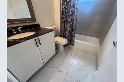 185 SE 14th Ter #910, Miami, FL 33131 - Photo 13