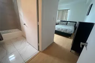 185 SE 14th Terrace, Miami, FL 33131 - Photo 5