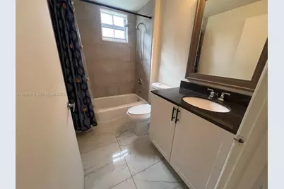 185 SE 14th Ter #910, Miami, FL 33131 - Photo 7