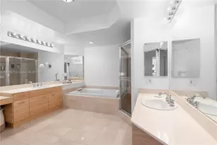 21150 Point Pl, Aventura, FL 33180 - Photo 23