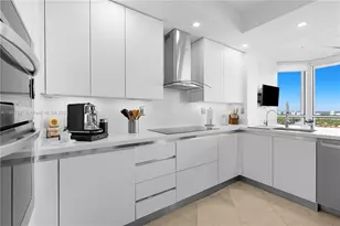 21150 Point Pl, Aventura, FL 33180 - Photo 19