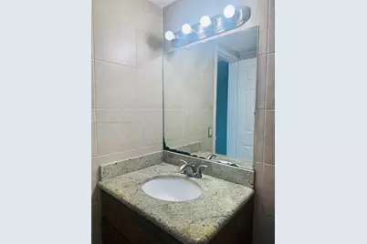 2000 NE 135th St #403, North Miami, FL 33181 - Photo 11
