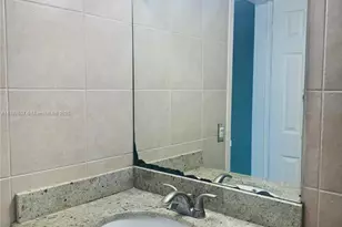 2000 NE 135th St, North Miami, FL 33181 - Photo 11