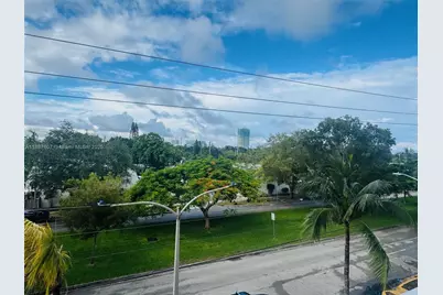 2000 NE 135th St #403, North Miami, FL 33181 - Photo 13