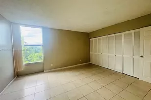 2000 NE 135th St, North Miami, FL 33181 - Photo 7