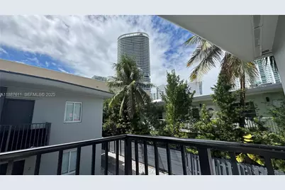 660 Lenox Ave #4, Miami Beach, FL 33139 - Photo 1
