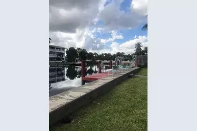 581 Blue Heron Dr #122-B, Hallandale Beach, FL 33009 - Photo 33