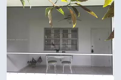 581 Blue Heron Dr #122-B, Hallandale Beach, FL 33009 - Photo 3