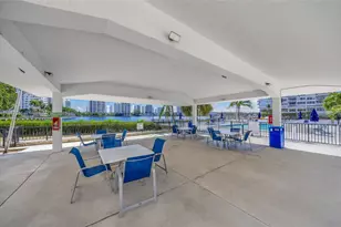 2750 NE 183rd St, Aventura, FL 33160 - Photo 29