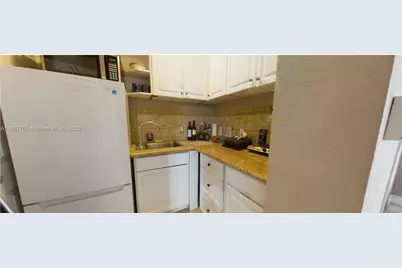 19341 Holiday Rd, Cutler Bay, FL 33157 - Photo 23