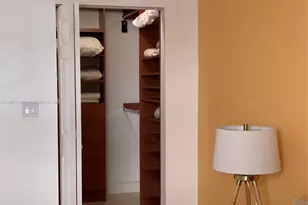 185 SE 14th Terrace, Miami, FL 33131 - Photo 3