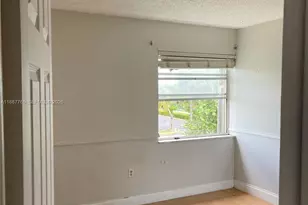 9301 SW 4th St, Miami, FL 33174 - Photo 9