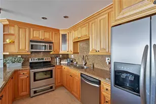 19370 Collins Ave, Sunny Isles Beach, FL 33160 - Photo 9