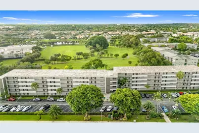 4800 Hillcrest Ln #101, Hollywood, FL 33021 - Photo 33