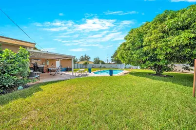 3825 NW 193rd Ter, Miami Gardens, FL 33055 - Photo 23