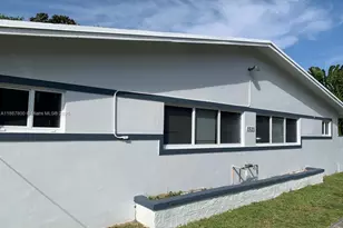 1521 NE 117th St, Miami, FL 33161 - Photo 1