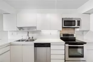 19667 Turnberry Way, Aventura, FL 33180 - Photo 11