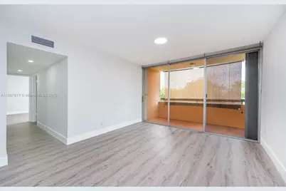 802 NW 87th Ave #216, Miami, FL 33172 - Photo 7