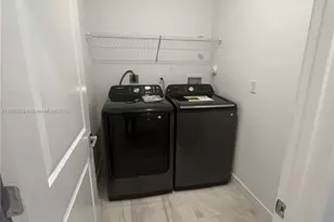 141 SW 171st Way, Pembroke Pines, FL 33027 - Photo 11