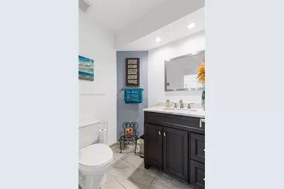 16624 Greens Edge Cir #75, Weston, FL 33326 - Photo 17