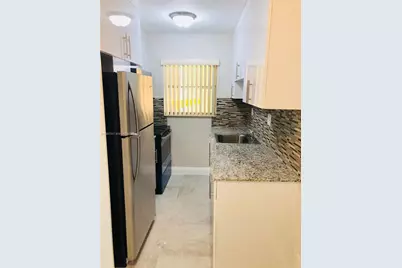 2615 Polk #04, Hollywood, FL 33020 - Photo 3