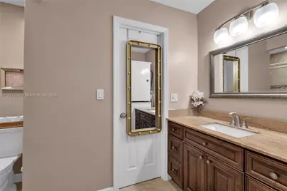 8809 Belle Aire Dr #8809, Boca Raton, FL 33433 - Photo 15