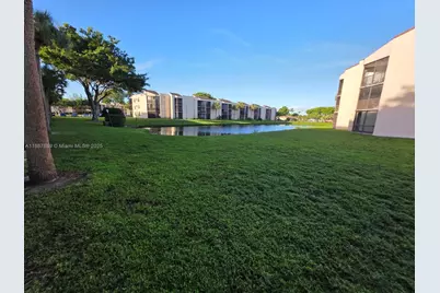 3252 Foxcroft Rd #112, Miramar, FL 33025 - Photo 1