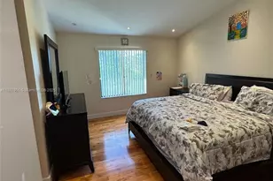9204 NW 49th Pl, Sunrise, FL 33351 - Photo 13