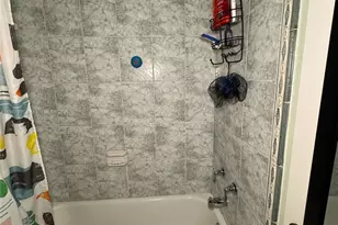 9204 NW 49th Pl, Sunrise, FL 33351 - Photo 23